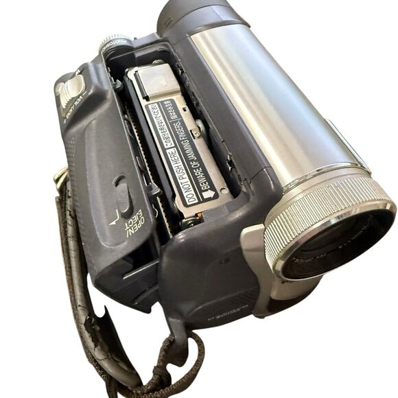 Panasonic 800X Digital Zoom 24x Optical Zoom MiniDV Video Camcorder PV-GS15 READ - Picture 3 of 12